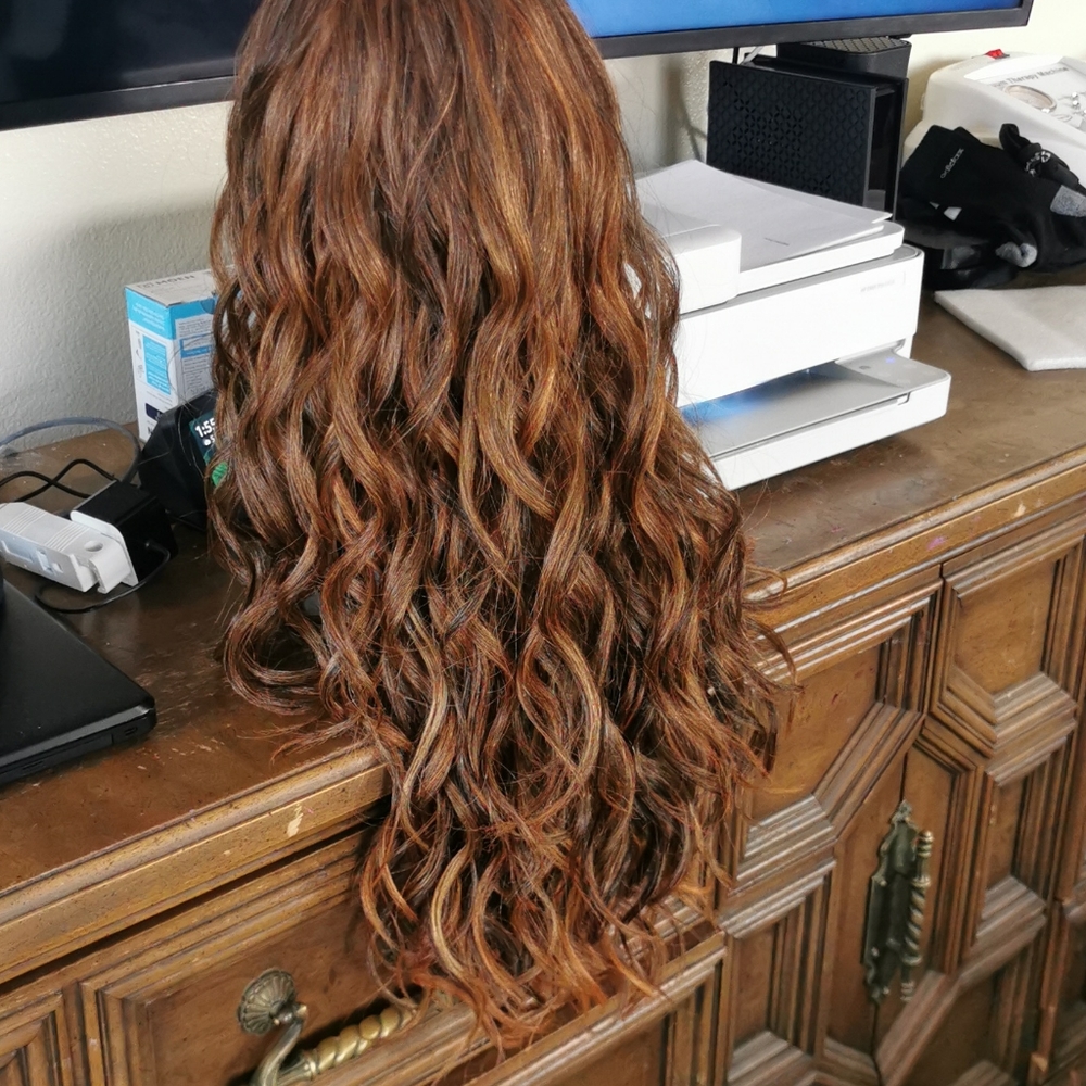 Lace wig deep part